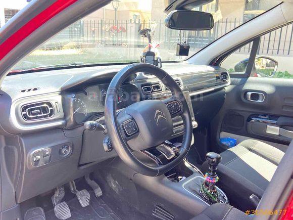 Sahibinden Citroen C3 1.2 PureTech Shine 2020 Model Bartın 97.000 km Kırmızı