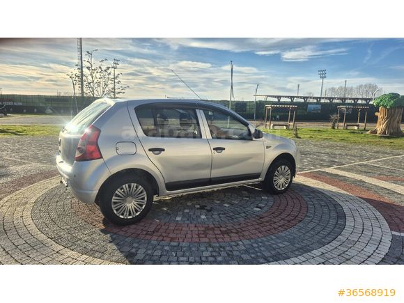DACİA SANDERO 2010 MODEL