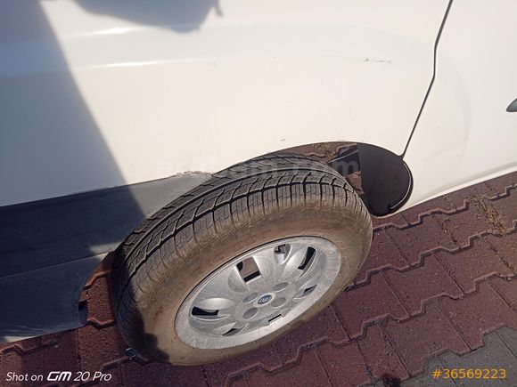 Öğretmenden Fiat Doblo Combi 1.3 Multijet Active 2004 Model