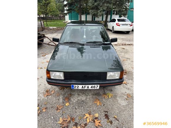 Renault R 9 1.4 Broadway GTE çeki demirli 1993 Model 