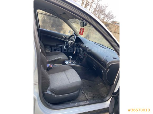 Sahibinden Volkswagen Passat 1.8 Basic 1999 Model 