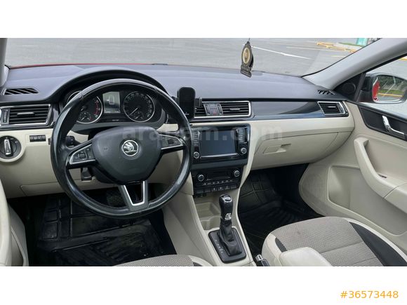 CAM TAVANLI 2015 1.2 TSİ RAPİD DSG STYLE FULL PAKET