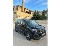 Sahibinden Peugeot Rifter 1.5 BlueHDI GT 2024 Model 