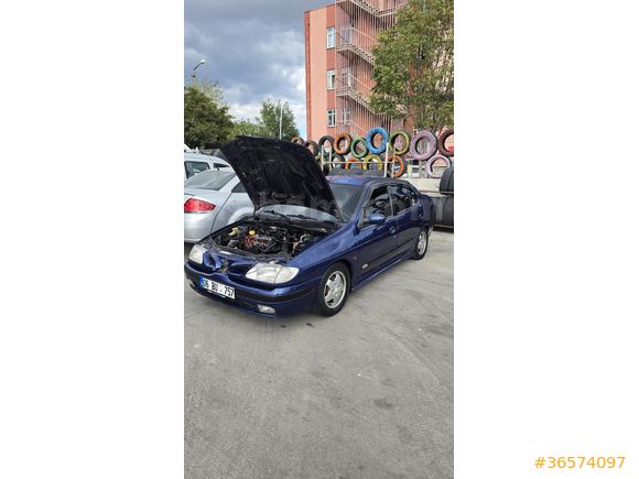 Sahibinden Renault Megane 2.0 RXT 1999 Model