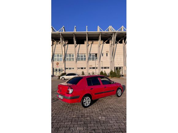 Sahibinden Renault Clio 1.4 Authentique 2004 Model