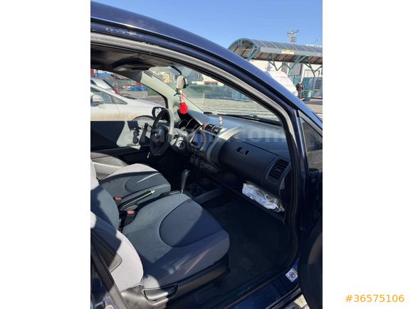 Sahibinden Honda Jazz 1.4 ES 2004 Model 