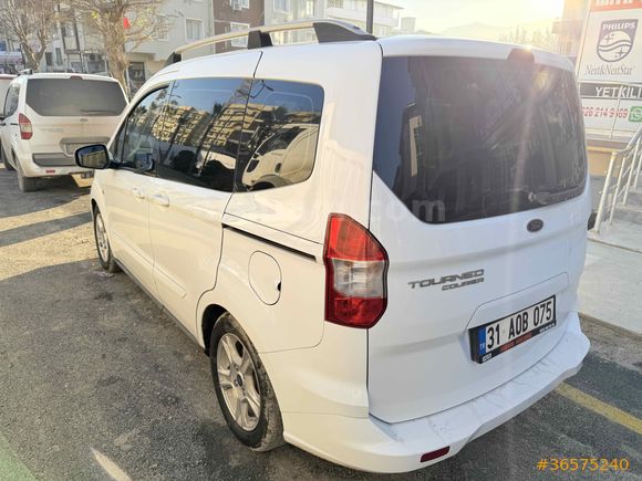 Sahibinden Ford Tourneo Courier 1.5 EcoBlue Deluxe 2023 Model 
