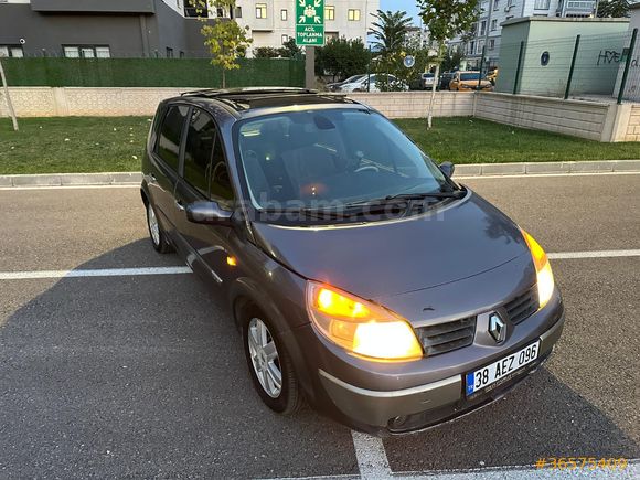 Sahibinden Renault Scenic 1.6 Dynamique 2004 Model