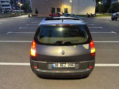 Sahibinden Renault Scenic 1.6 Dynamique 2004 Model