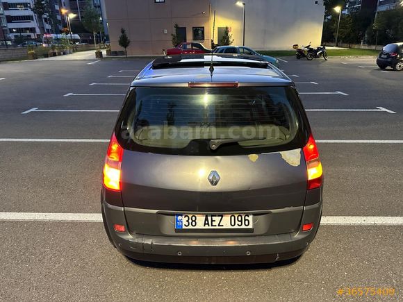 Sahibinden Renault Scenic 1.6 Dynamique 2004 Model