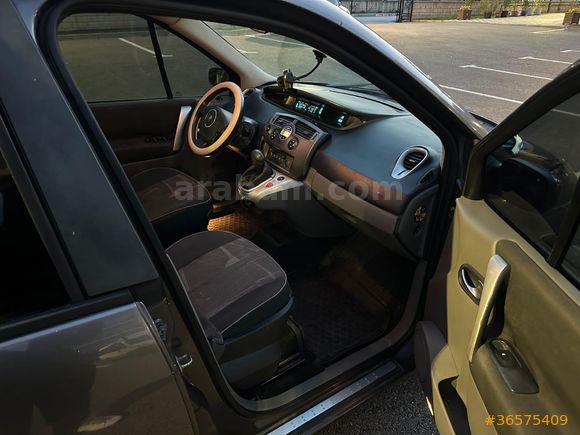 Sahibinden Renault Scenic 1.6 Dynamique 2004 Model