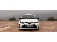 Servis bakımlı bakımı yeni 
 memurdan corolla hybrit 