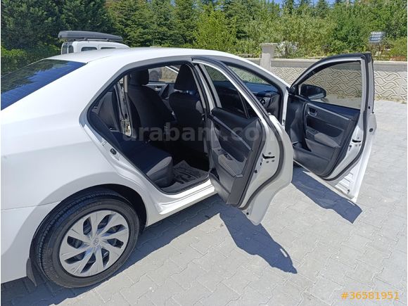 Sahibinden Toyota Corolla 1.4 D-4D Touch 2017 Model