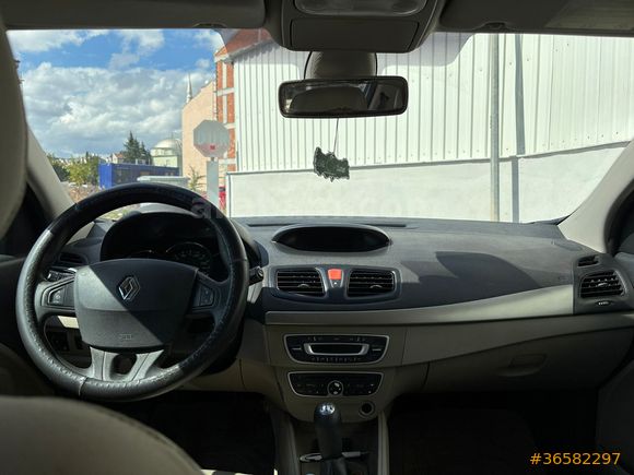 Sahibinden Renault Megane 1.5 dCi Expression Plus 2011 Model 