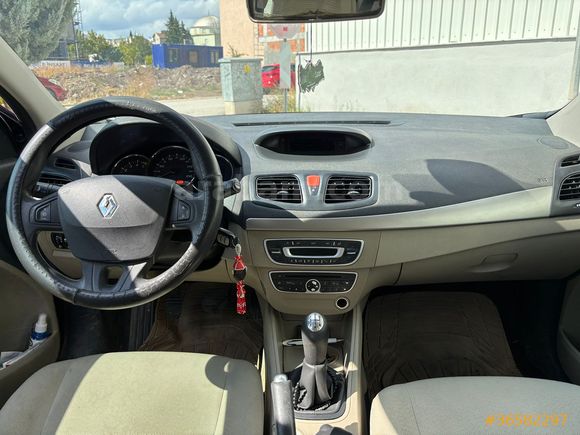 Sahibinden Renault Megane 1.5 dCi Expression Plus 2011 Model 