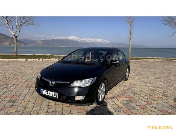 Sahibinden Honda Civic 1.6 i-vtec premıum 180.000 km