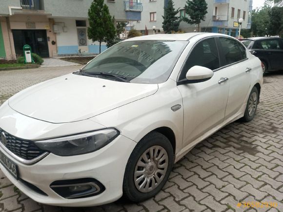 Sahibinden Fiat Egea 1.4 Fire Easy 2020 Model  141000 km Beyaz