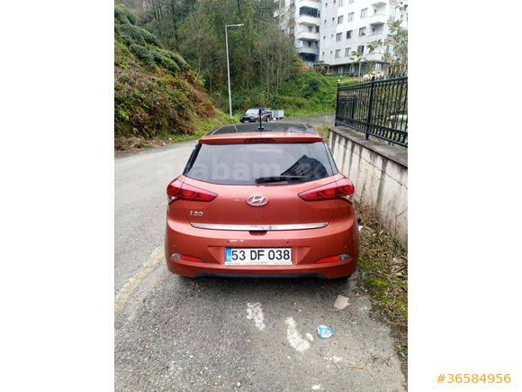 Sahibinden Hyundai i20 1.4 MPI Style 2017 Model