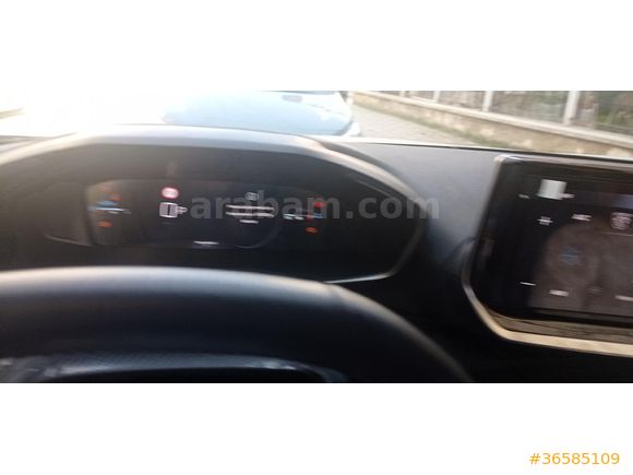 Sahibinden Peugeot 2008 1.2 PureTech Allure 2025 Model