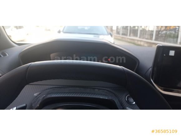 Sahibinden Peugeot 2008 1.2 PureTech Allure 2025 Model