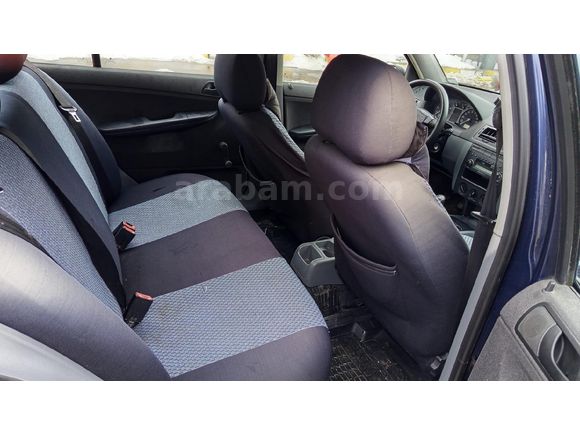 KREDİ KARTINA TAKSİTLE 2004 MODEL SKODA FABİA