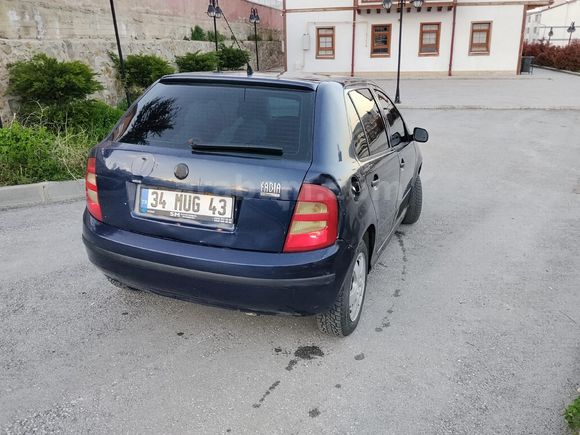 KREDİ KARTINA TAKSİTLE 2004 MODEL SKODA FABİA