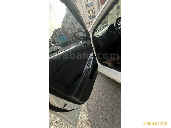 Sahibinden Hyundai Accent Blue 1.4 D-CVVT Mode Plus 2017 Model 