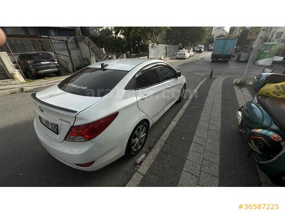 Sahibinden Hyundai Accent Blue 1.4 D-CVVT Mode Plus 2017 Model 