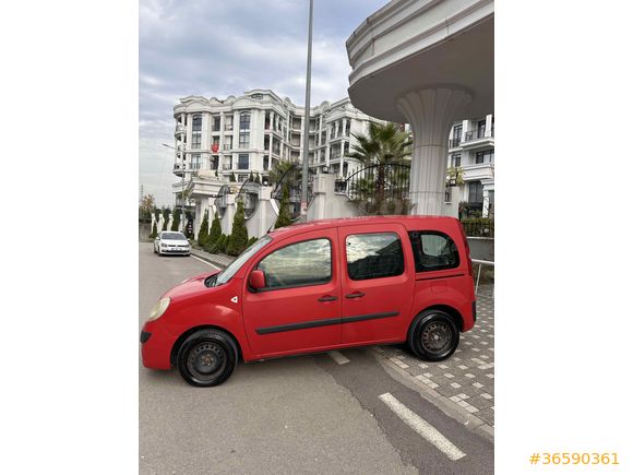 Sahibinden Renault Kangoo 1.5 dCi Expression 2008 Model  150.000 km Kırmızı