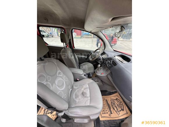 Sahibinden Renault Kangoo 1.5 dCi Expression 2008 Model  150.000 km Kırmızı
