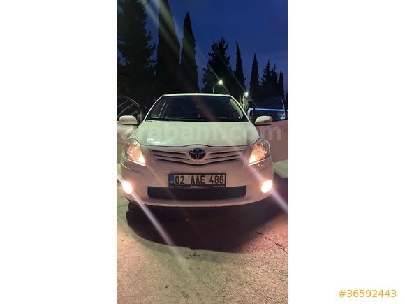 Sahibinden Değişensiz Toyota Auris 1.33 Comfort 2011 Model
