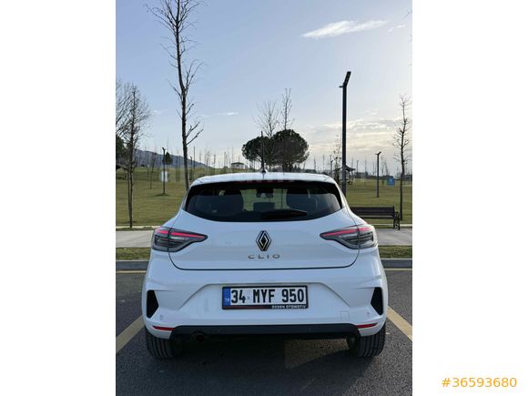 Sahibinden Renault Clio 1.0 TCe Evolution 2025 Model 