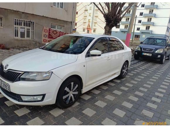 Sahibinden Skoda Rapid 1.6 TDI Elegance 2015 Model  316.000 km Beyaz