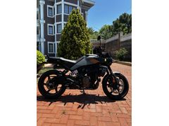 Sahibinden Husqvarna Svartpilen 250 