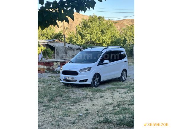 Sahibinden Ford Tourneo Courier 1.6 TDCi Journey Titanium 2017 Model 