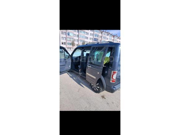 Sahibinden Ford Tourneo Connect 1.8 TDCI GLX 2010 Model