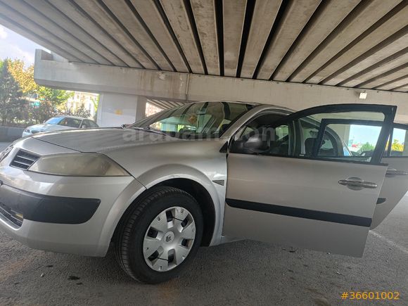 Sahibinden Renault Megane 1.4 Authentique 2006 Model