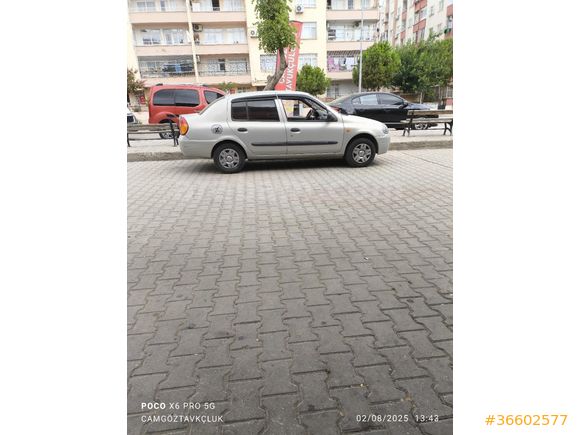 Sahibinden Renault Clio 1.4 RNA 2000 Model