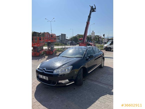 Sahibinden Citroen C5 1.6 HDi SX 2010 Model  267.000 km Siyah