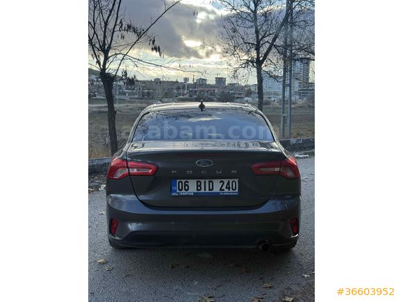 Sahibinden Ford Focus 1.5 TDCi Titanium 2018 Model TAKASLI