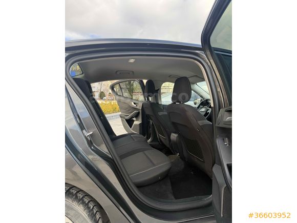 Sahibinden Ford Focus 1.5 TDCi Titanium 2018 Model TAKASLI