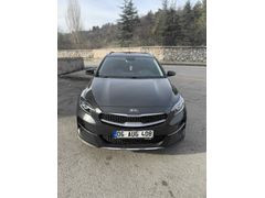 Sahibinden Kia XCeed 1.6 CRDI 4x2 Prestige Design 2020 Model 