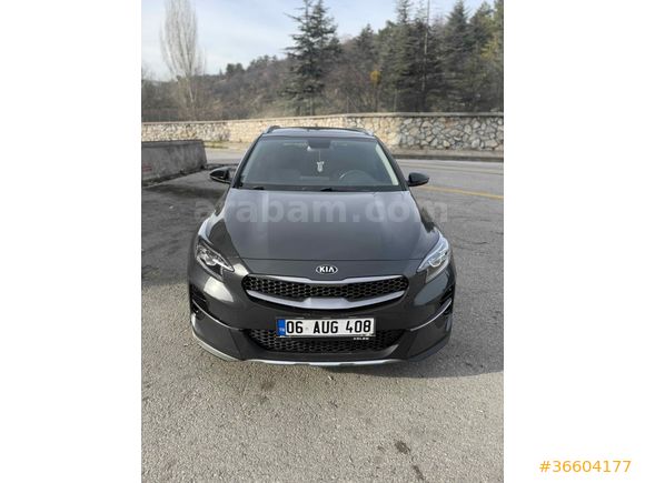Sahibinden Kia XCeed 1.6 CRDI 4x2 Prestige Design 2020 Model 