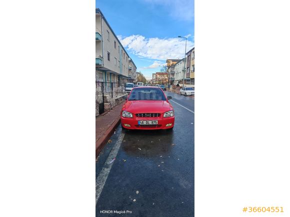 acil fiyat düştü ilk gelen alır Hyundai Accent 1.3 LX 2001 Model  303.000 km Kırmızı