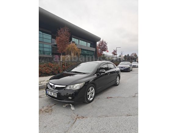 Sahibinden Honda Civic 1.6 Elegance 2012 Model  280.000 km Siyah