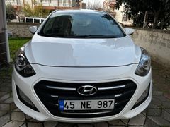 Sahibinden Hyundai i30 1.6 CRDi CW Style 2015 Model Manisa