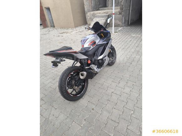 Tüm bakımları yapılmış  Yamaha YZF R25 AbS