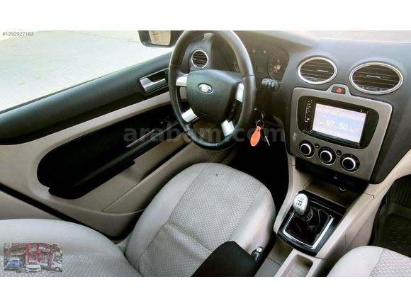 2007 FORD Focus 1.6 Trend HB....