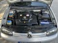  Volkswagen Golf 1.6 Comfortline  