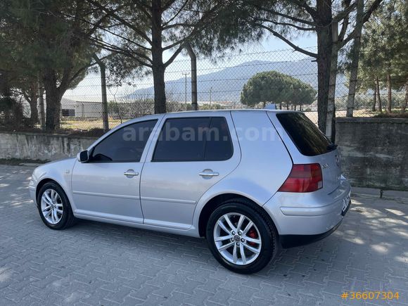  Volkswagen Golf 1.6 Comfortline  